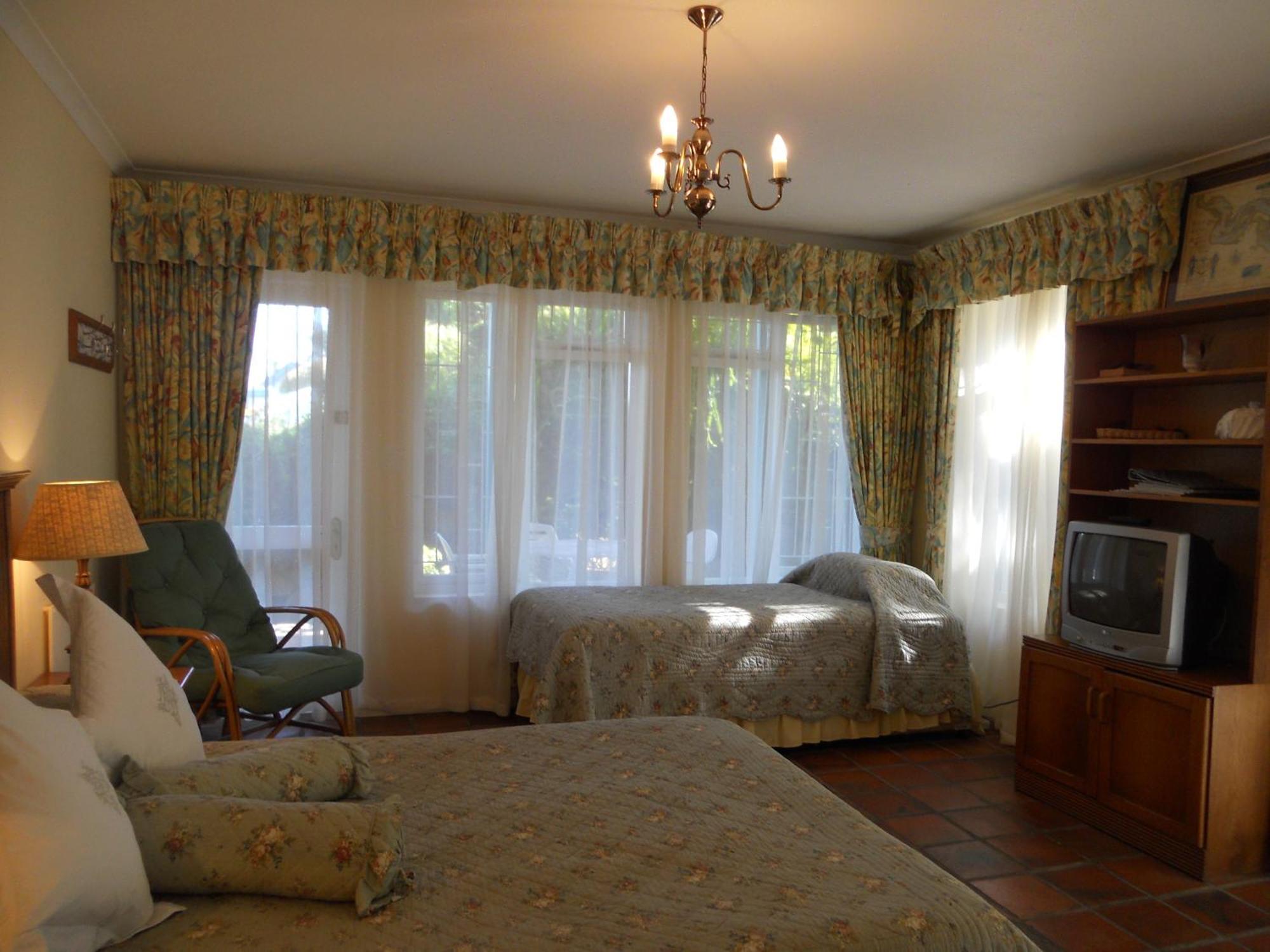 Yellowwood Lodge (Adults Only) Knysna Room photo